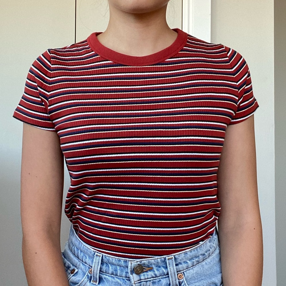 LIKE NEW Uniqlo striped tee